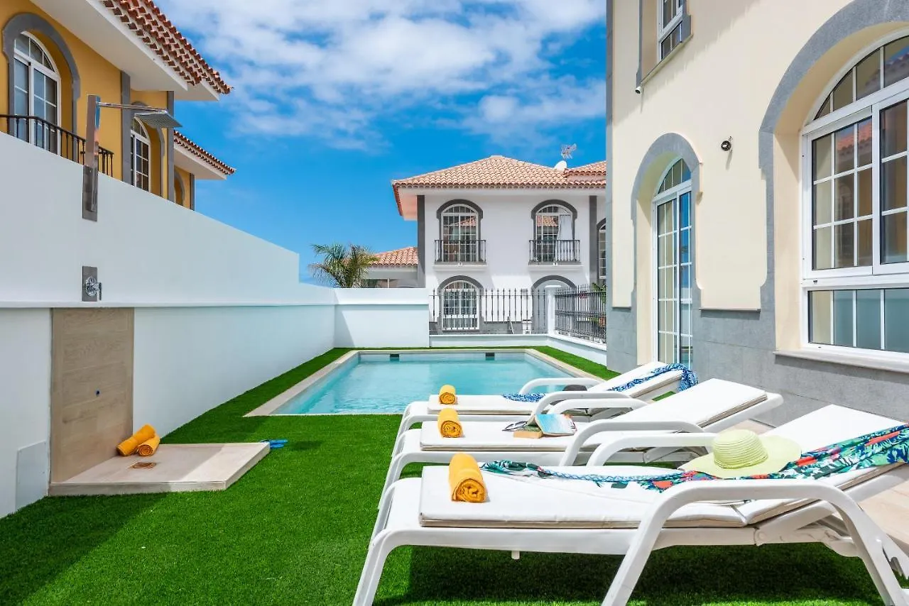 Luxury Holiday Villa Heated Pool Costa Adeje  Costa Adeje (Tenerife)